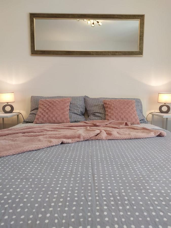 Cozy Apartments Danica Novalja - Ground Floor Экстерьер фото