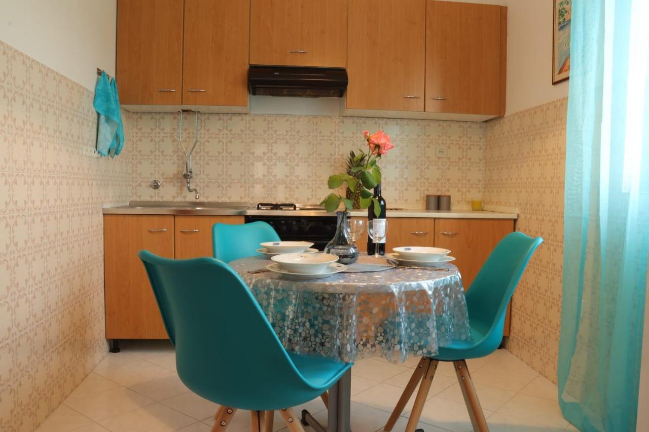 Cozy Apartments Danica Novalja - Ground Floor Экстерьер фото